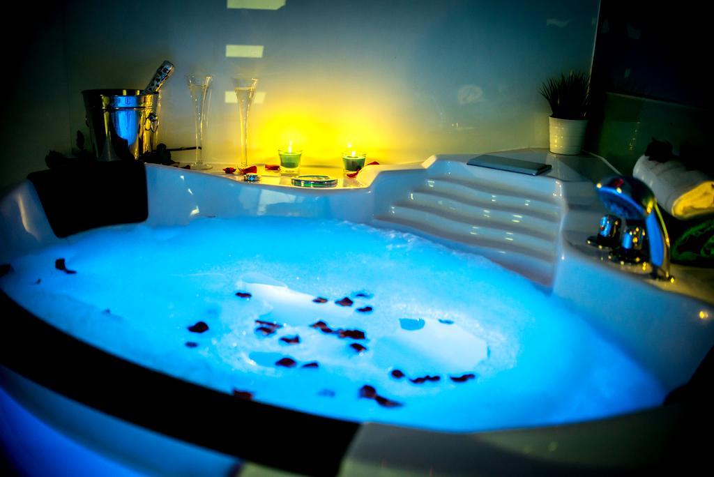 Jacuzzi Apartment Zen كراكوفيا المظهر الخارجي الصورة